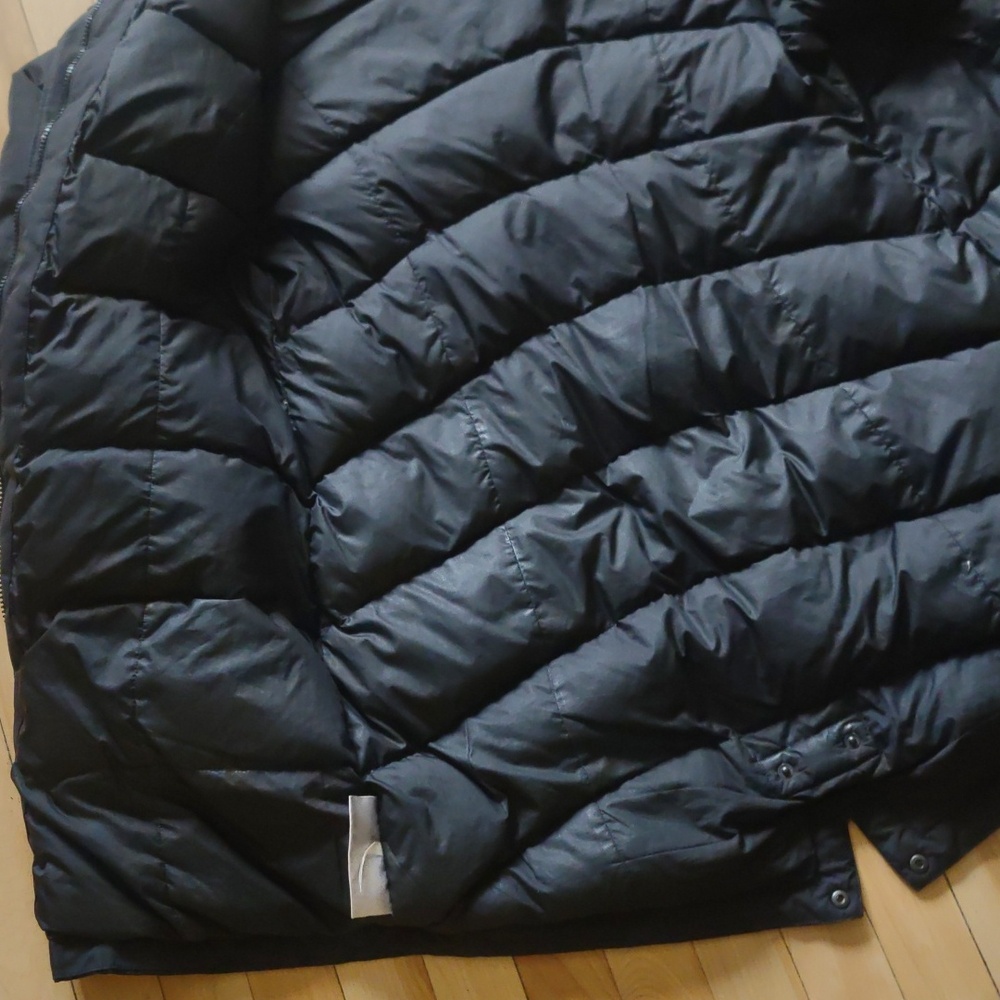 The North Face women's winter jacket - Picture 16 of 16